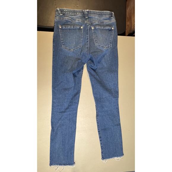 Wit & Wisdom Jeans Women’s Size 4 Blue Frayed Bottoms Stretch Waist - Picture 4 of 8